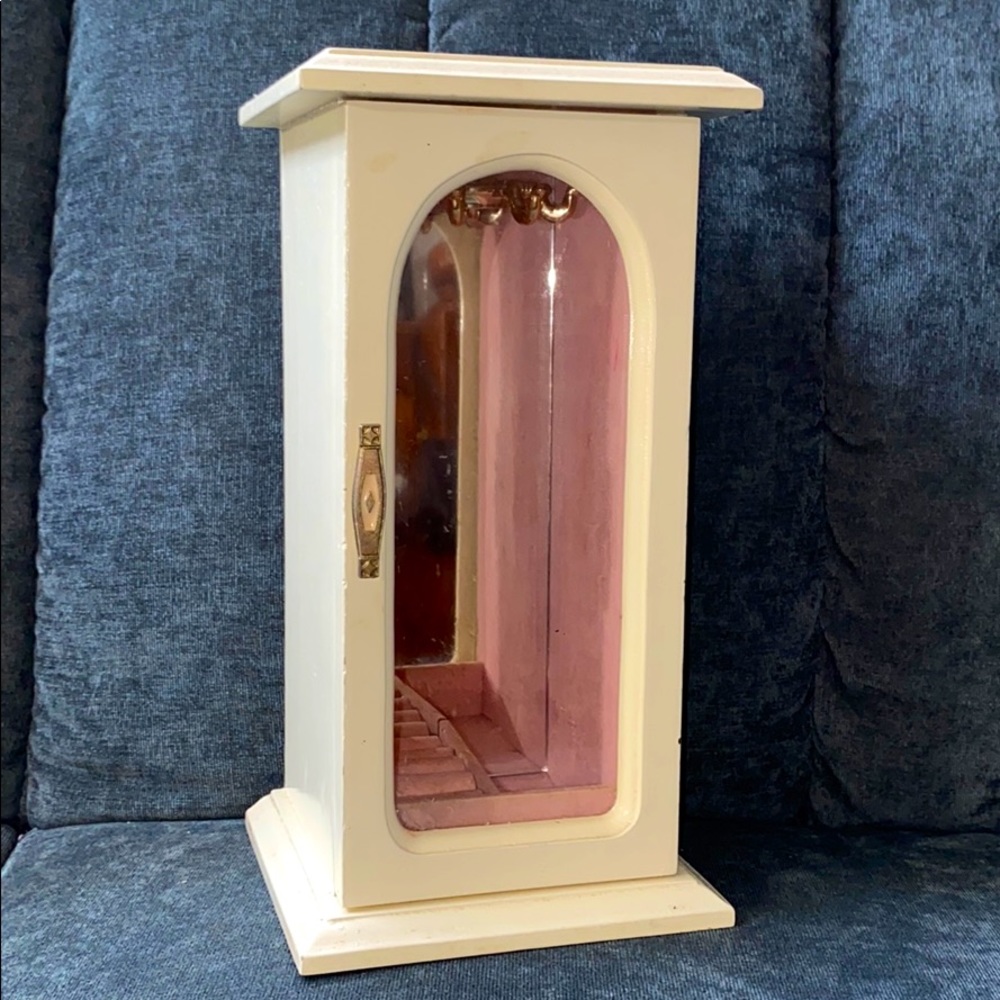 Vintage Jewelry Holder